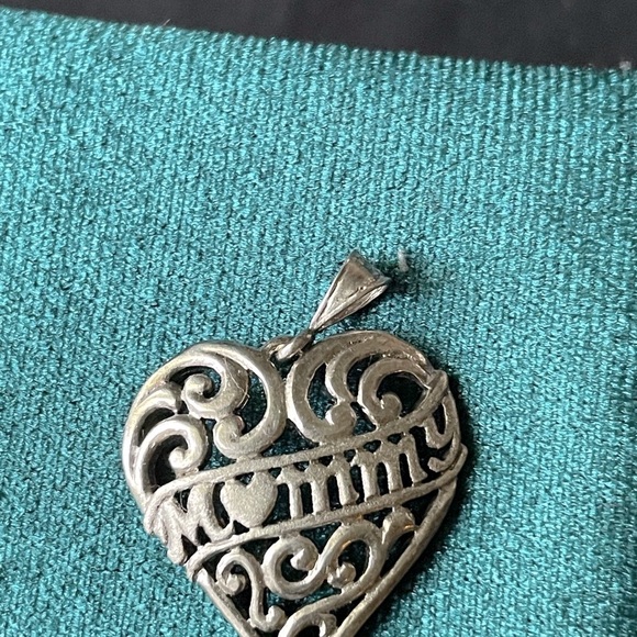 Elegant Silver Heart Pendant,women pendant, heart pendant,silver pendant - Picture 9 of 10